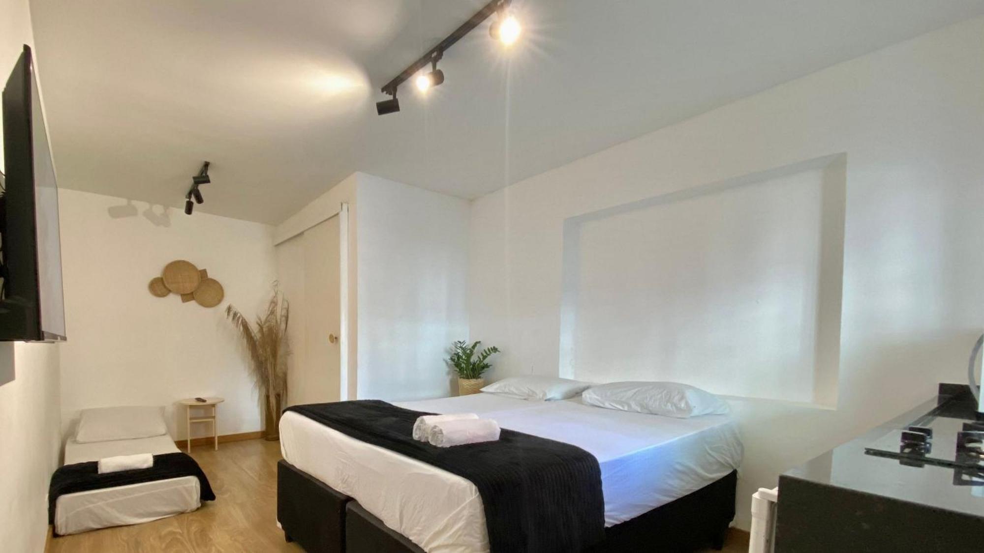 Studios E Quartos Privativos Na Chacara Santo Antonio Сан-Паулу Екстер'єр фото